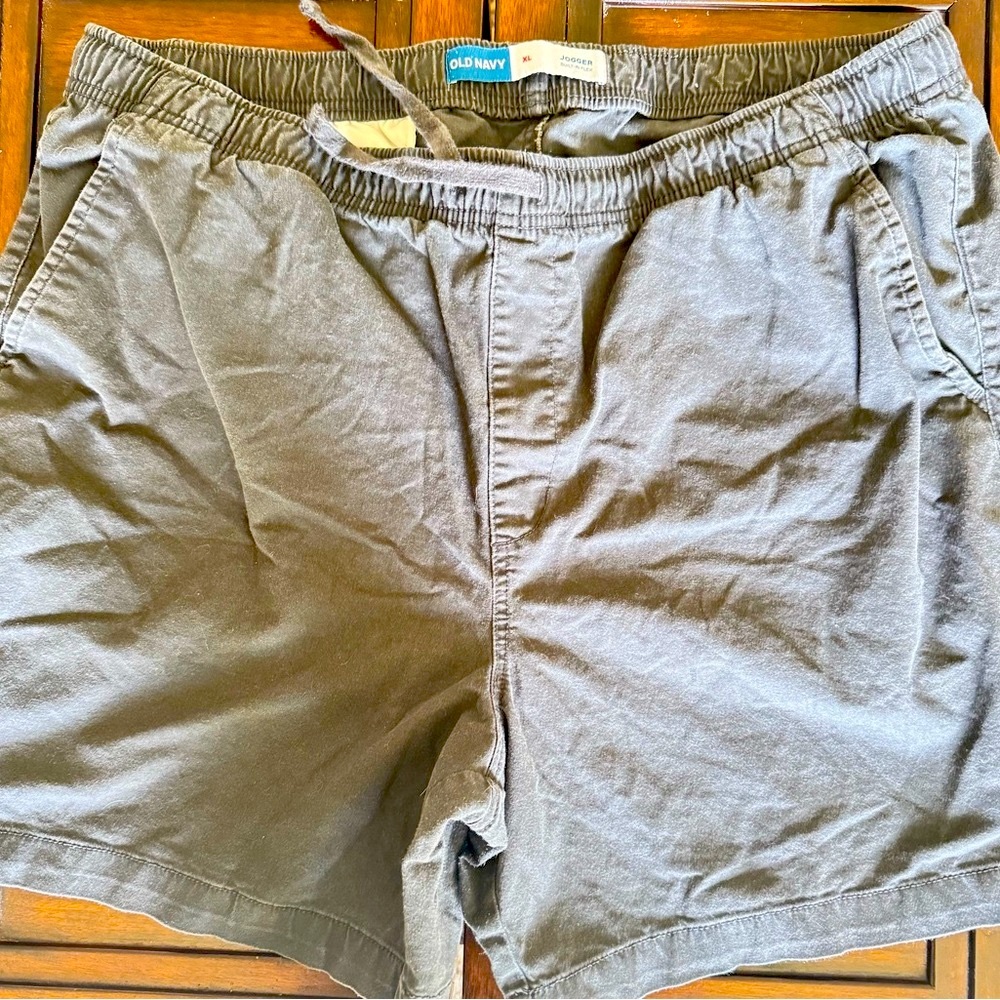 Mens Old Navy Elastic Waist Tie Shorts Charcoal Gray Joggers Size XL Built Flex